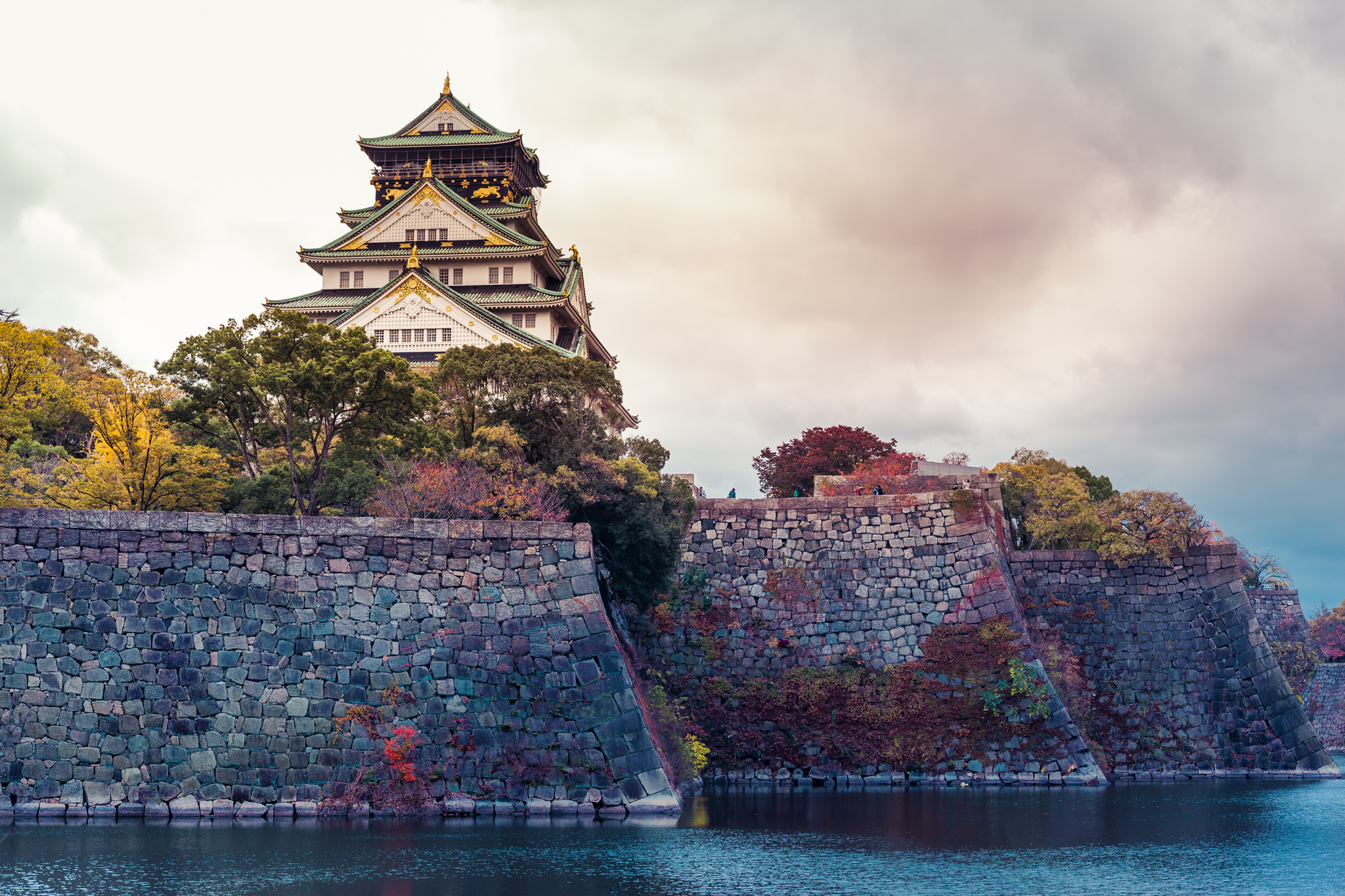 El castillo Edo (江戸城, Edo-jō)